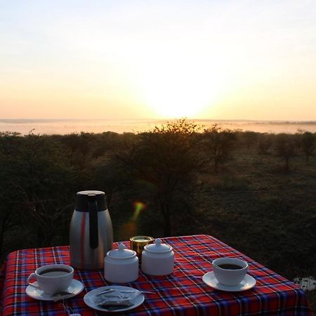 Osero Serengeti Luxury Tented Camp Banagi Exteriér fotografie