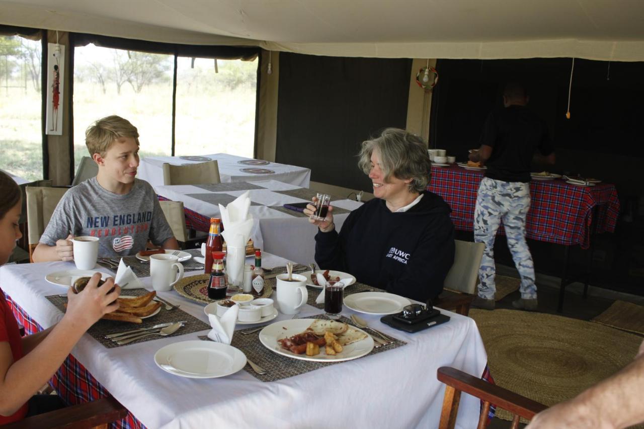 Osero Serengeti Luxury Tented Camp Banagi Exteriér fotografie