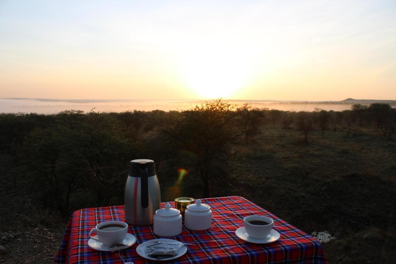 Osero Serengeti Luxury Tented Camp Banagi Exteriér fotografie