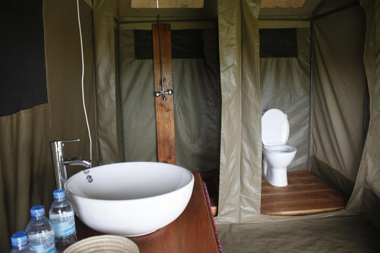 Osero Serengeti Luxury Tented Camp Banagi Exteriér fotografie