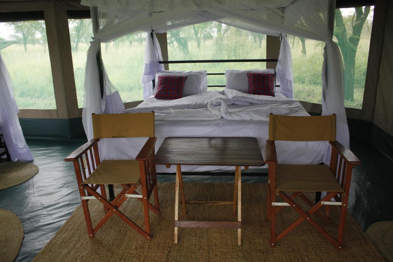 Osero Serengeti Luxury Tented Camp Banagi Exteriér fotografie