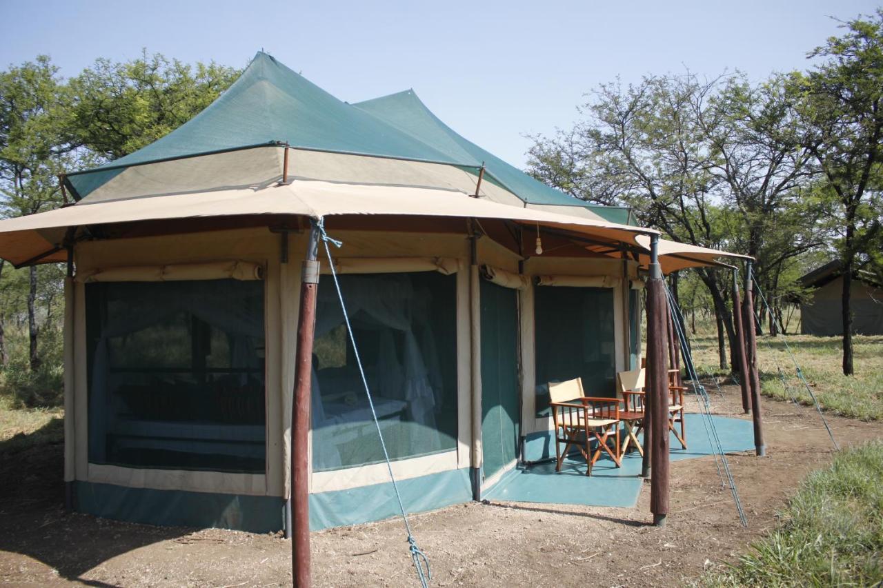 Osero Serengeti Luxury Tented Camp Banagi Exteriér fotografie